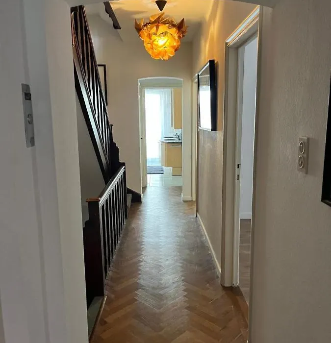 Fabry 28-Appartement Spacieux 2 Chambres-1