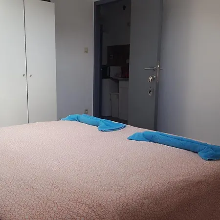 Du Moulin Room-2